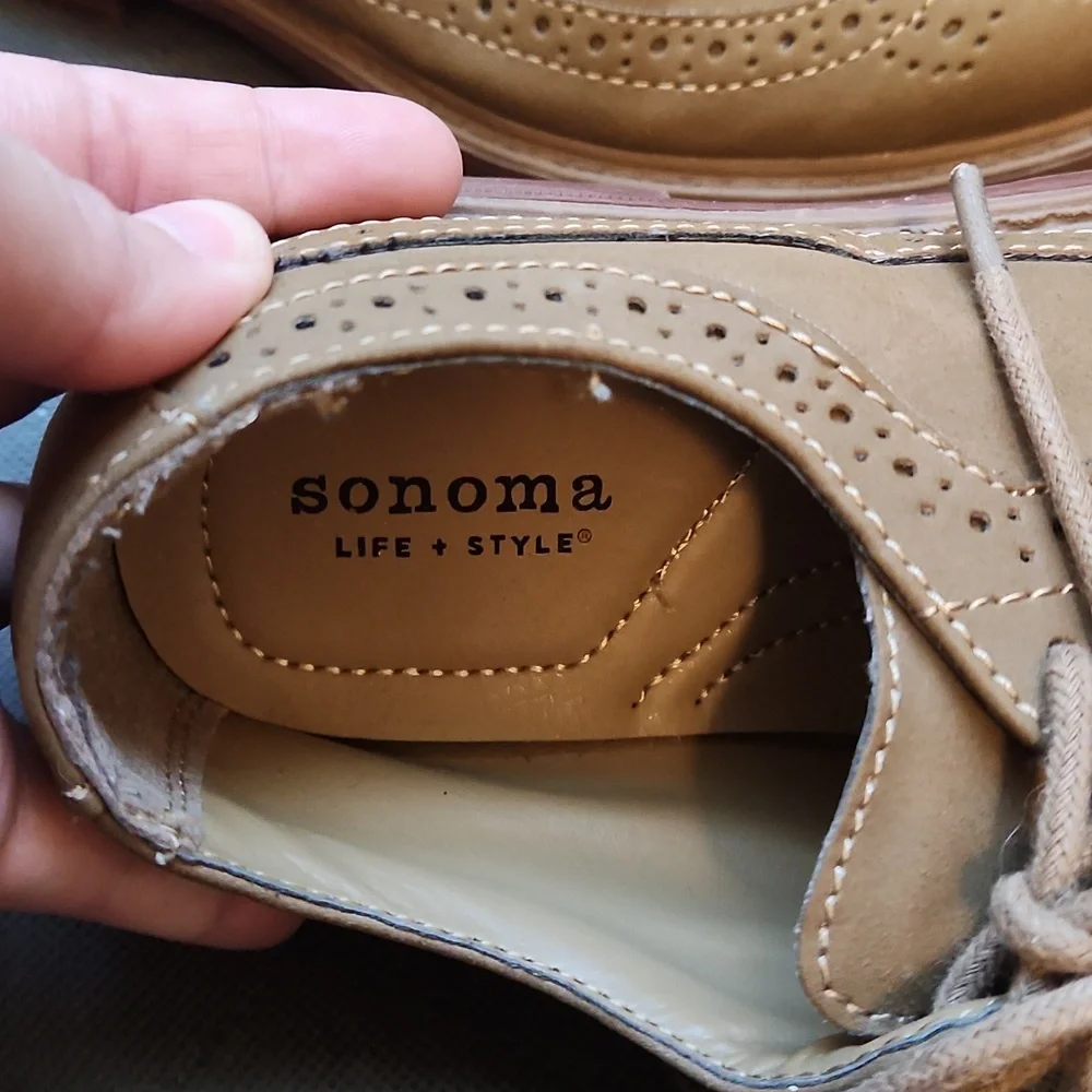 Sonoma Classic Tan Brogue Kids Shoes Size 2